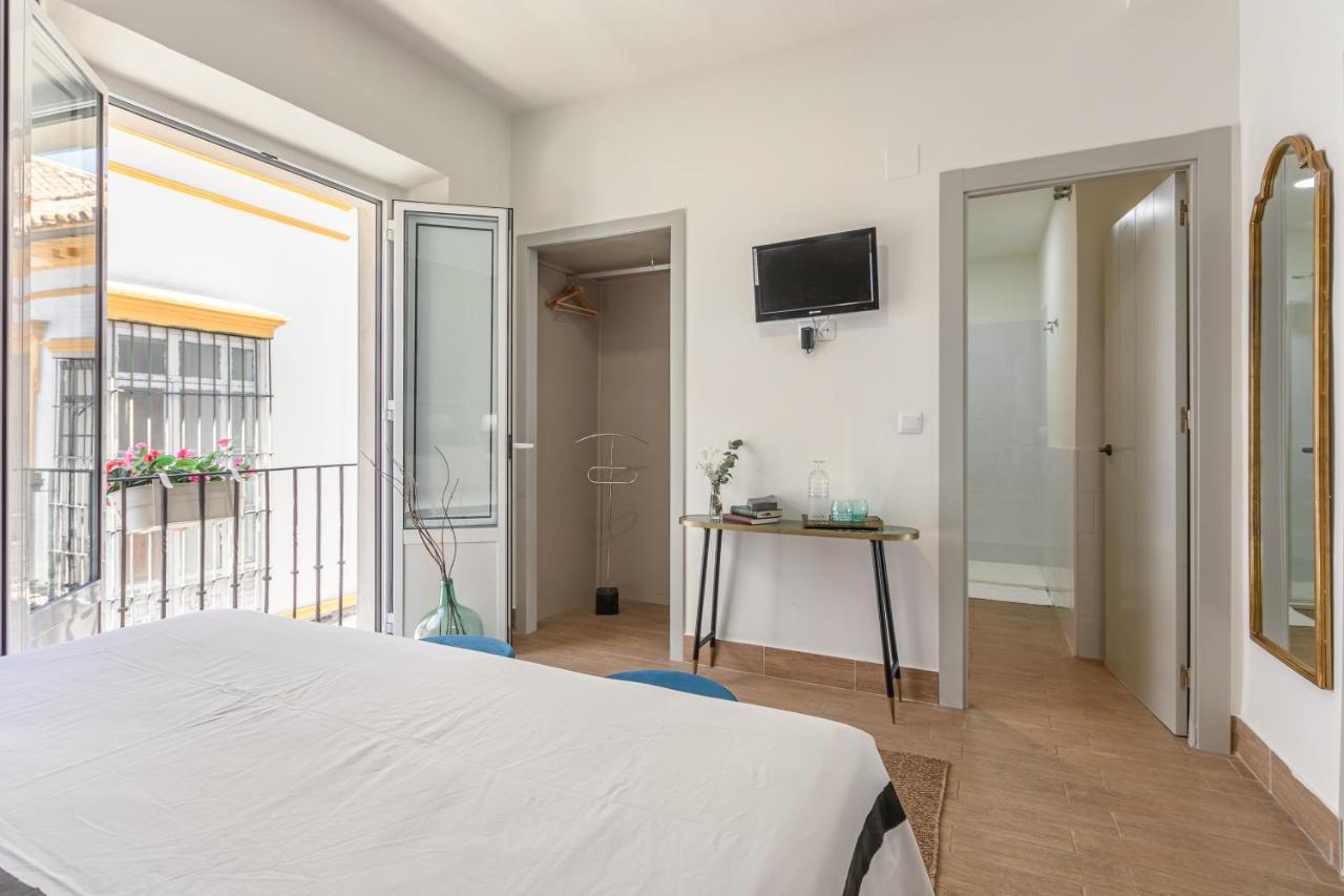 Nuea Santa Cruz Sevilla