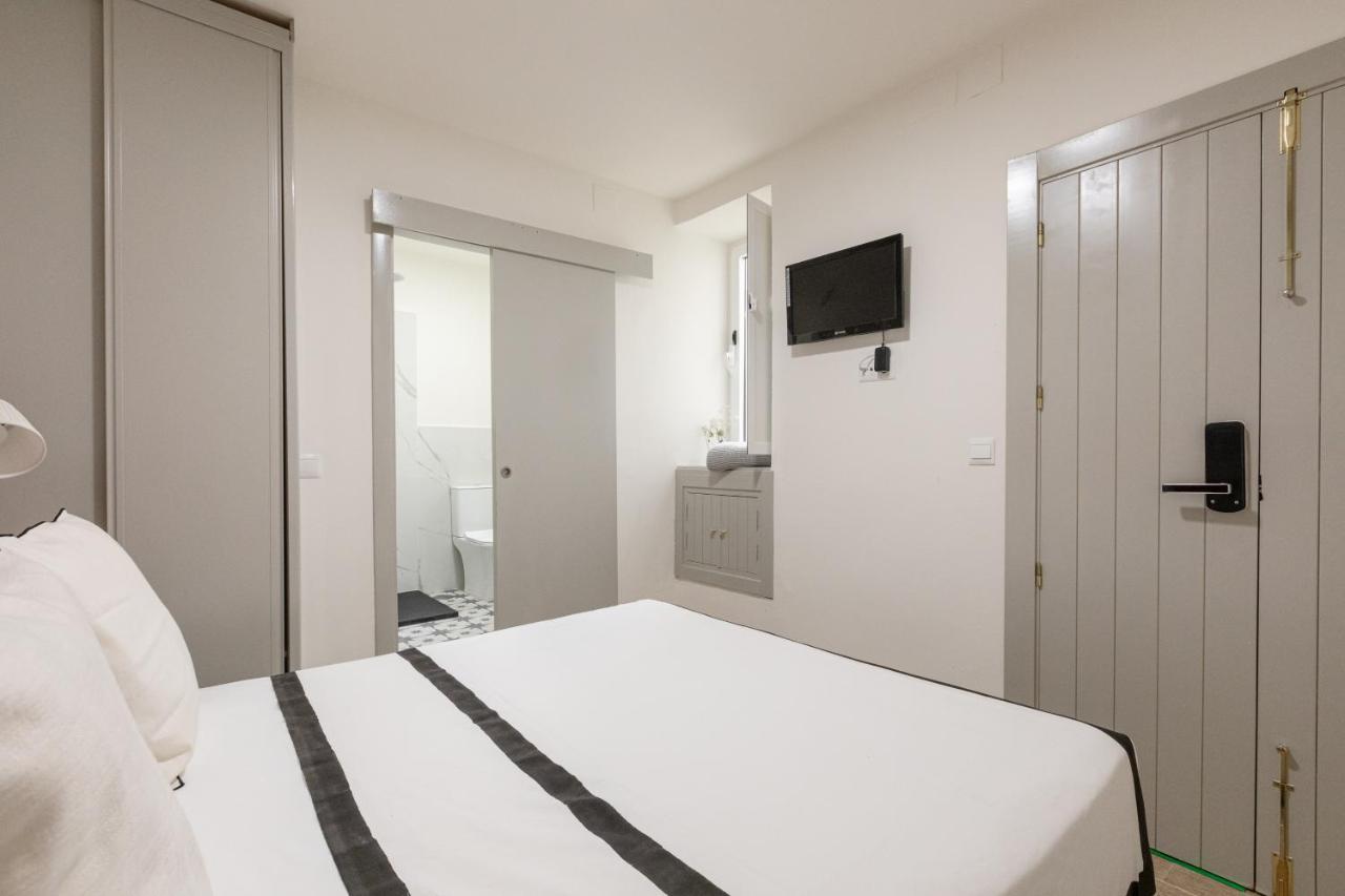 Nuea Santa Cruz Sevilla